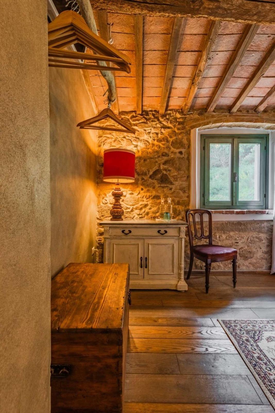 Bed and breakfast Podere Camaiano 3*